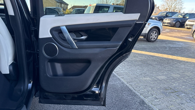 Land Rover Discovery Sport 2.0 D180 SE 5dr Auto Diesel Station Wagon